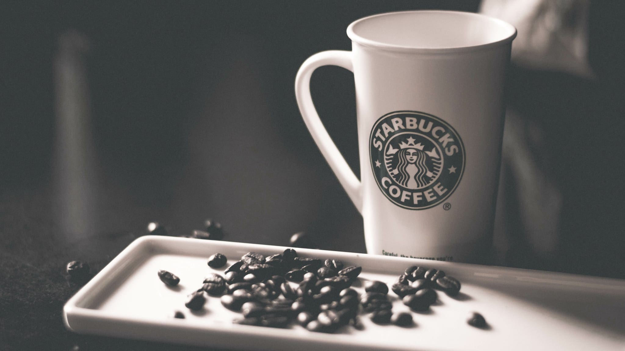 Dit is hoeveel Starbucks heeft verdiend met de koffiebeker in Game of Thrones