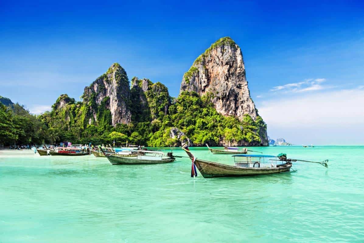 Thailand-longtail-boats