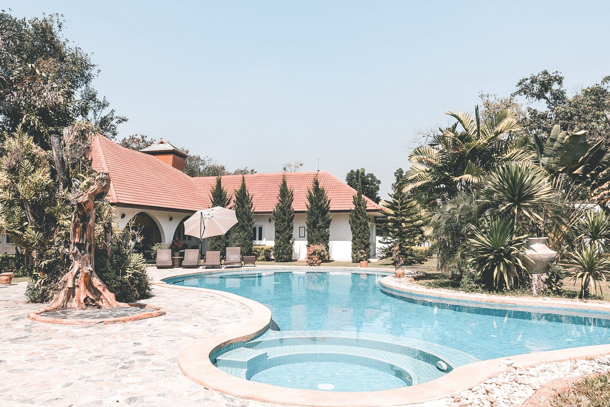 Airbnb Finds: luxe villa in Thailand voor een prikkie