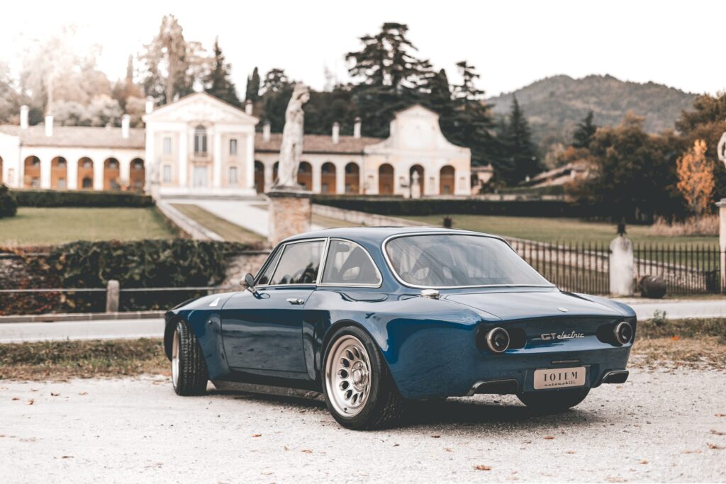 Deze elektrische supercar is een ode aan de Alfa Romeo Giulia GT uit ’65