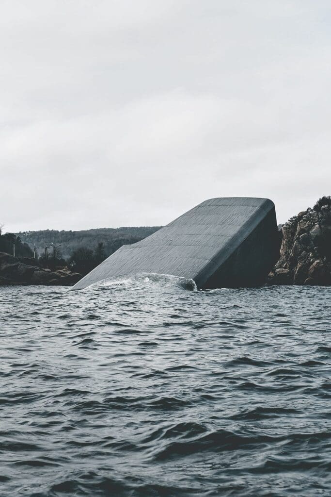 Under, Dit restaurant is een <strong>architectonisch kunststukje</strong> op de zeebodem