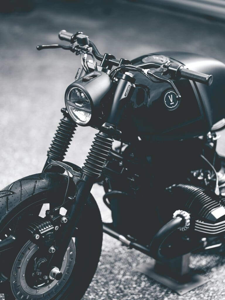 Vagabund V12