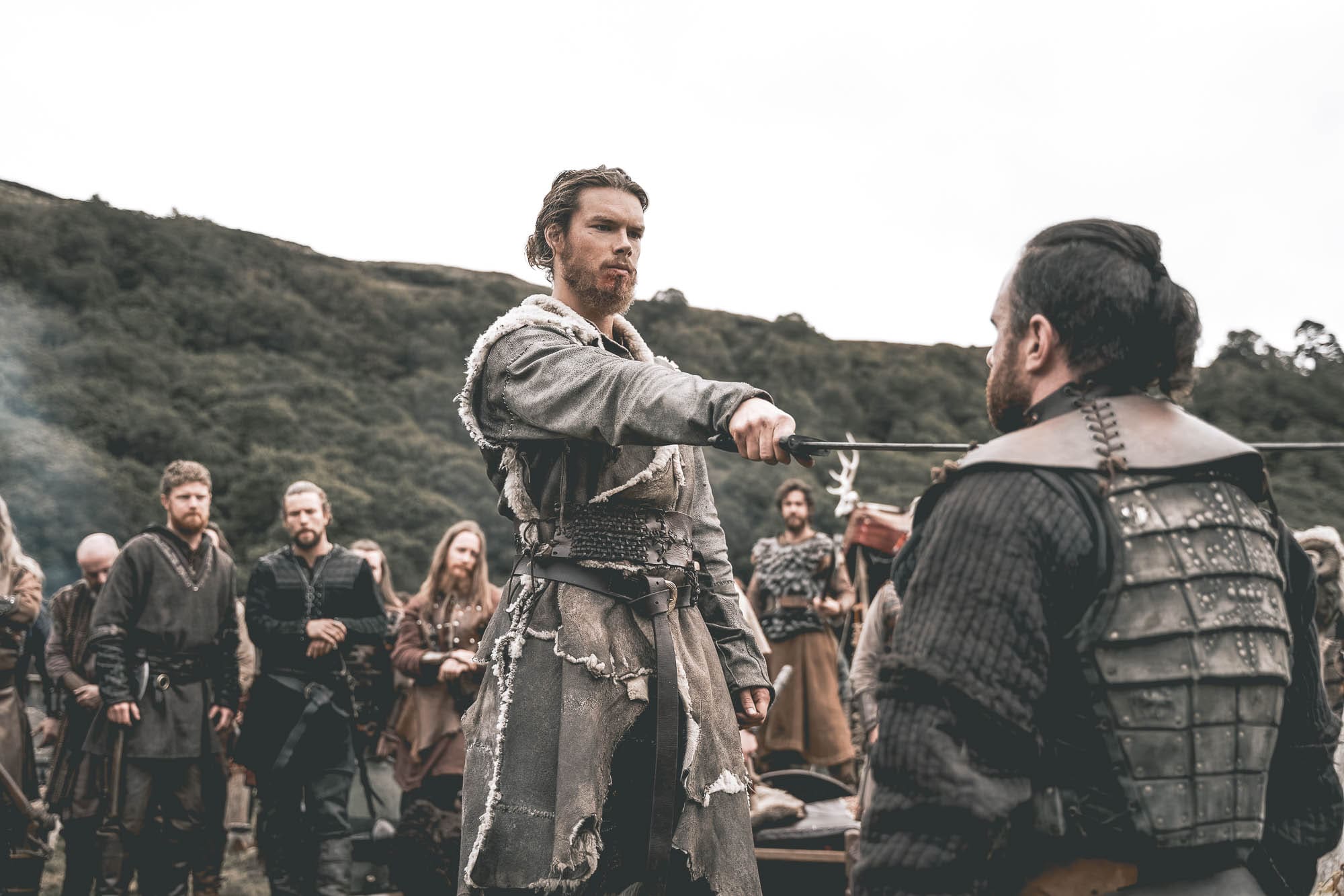 Vikings: Valhalla seizoen 2 vaart je kant op met brute trailer