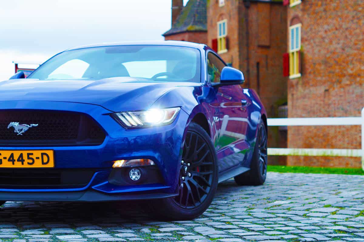 Ford Mustang-12