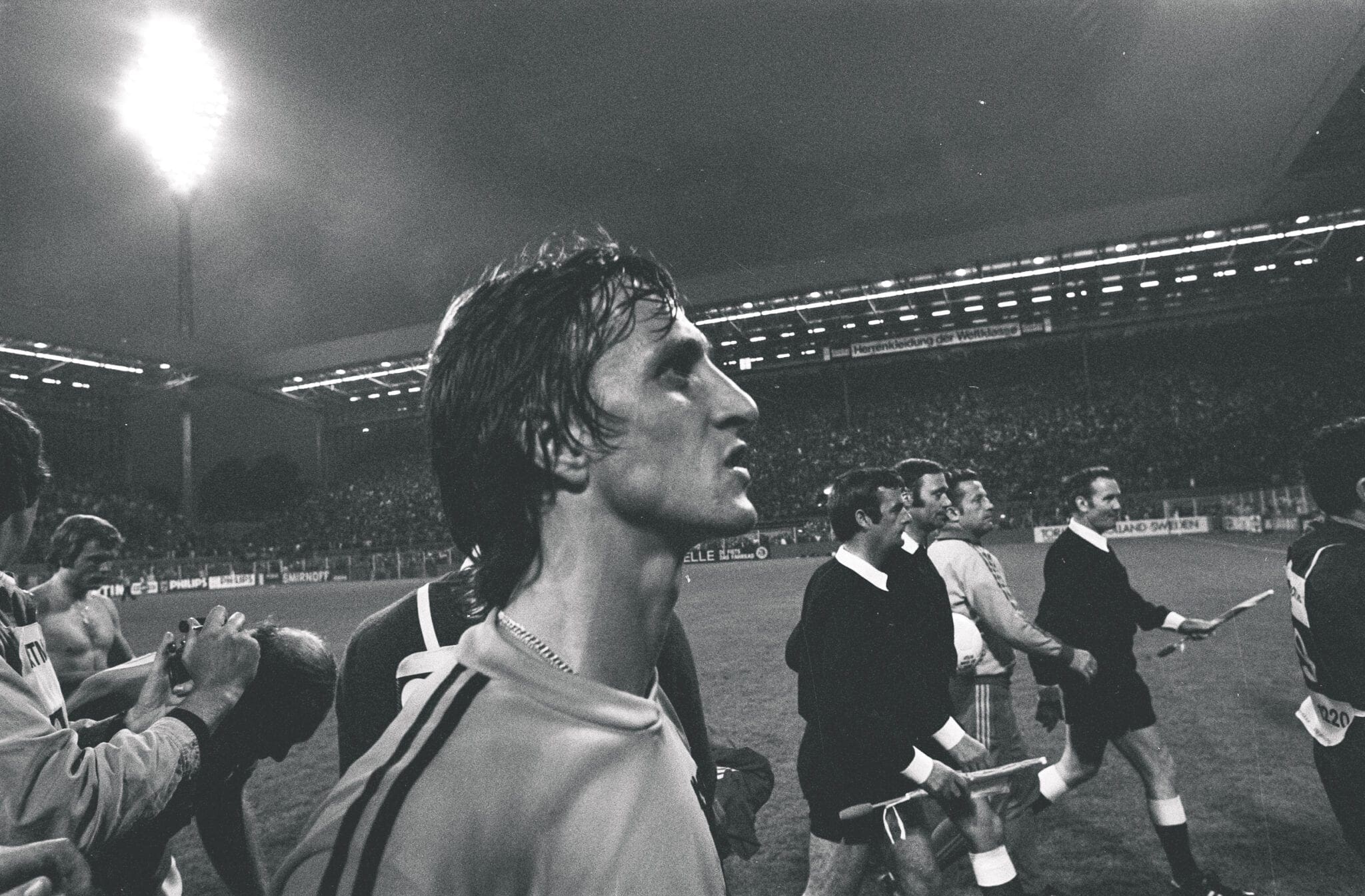 14 legendarische momenten van voetbalicoon Johan Cruijff