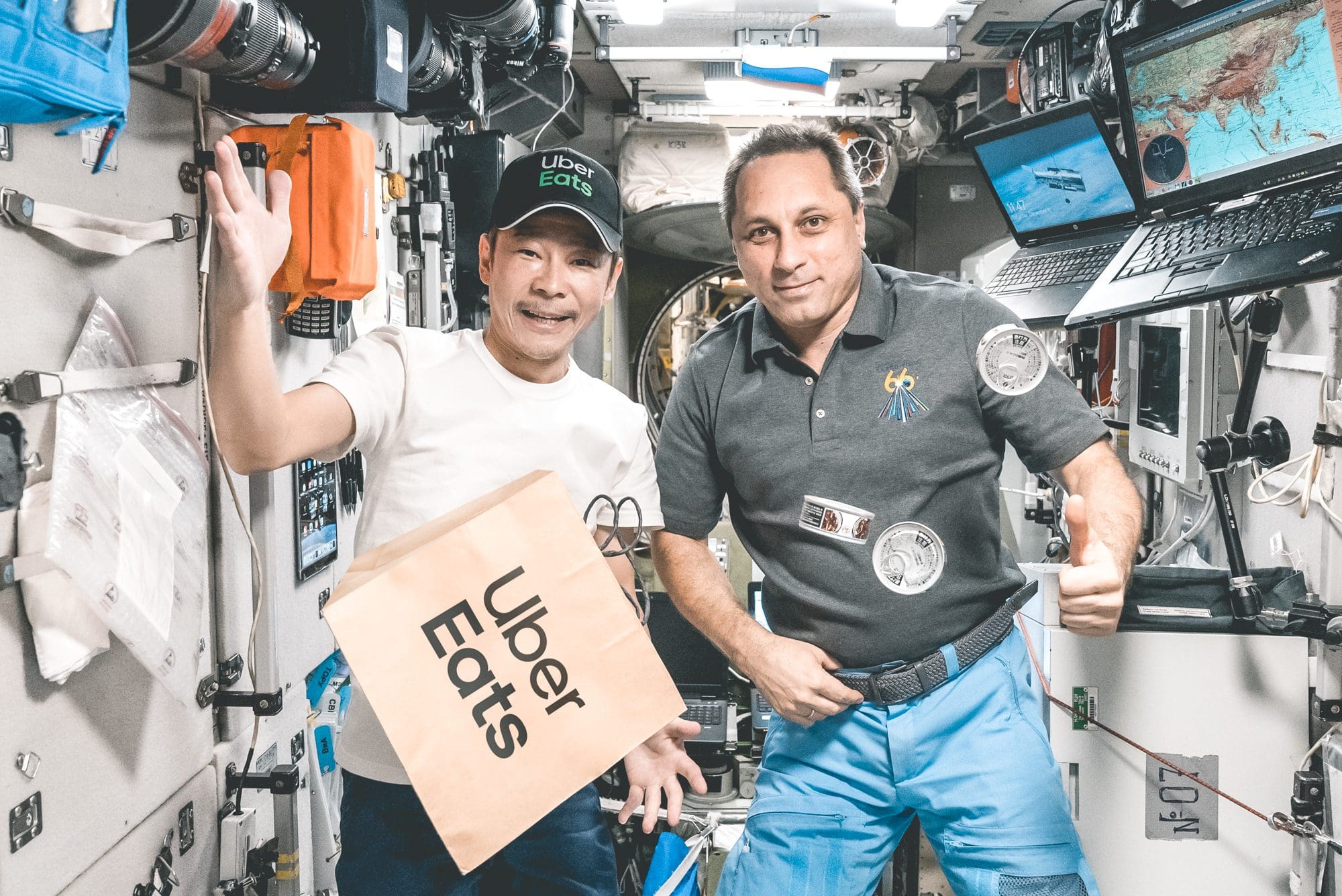 Eten op buitenaards niveau: Uber Eats levert bestelling in de ruimte