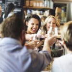 diner etiquettes, Etiquette: 10 dingen die je beter kunt laten tijdens een diner