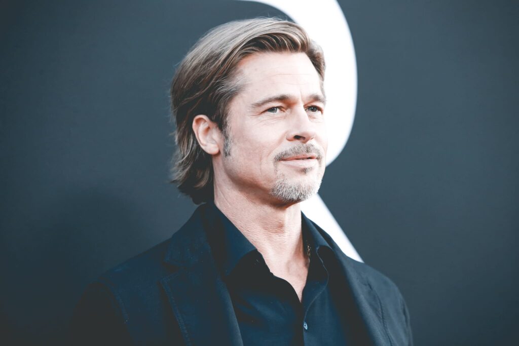 Kapsels voor mannen met lang haar: 5 iconen doen het voor