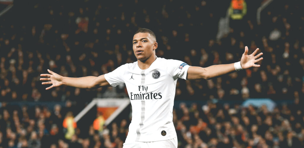 EA onthult nieuwe cover: Kylian Mbappe is het gezicht van FIFA 21