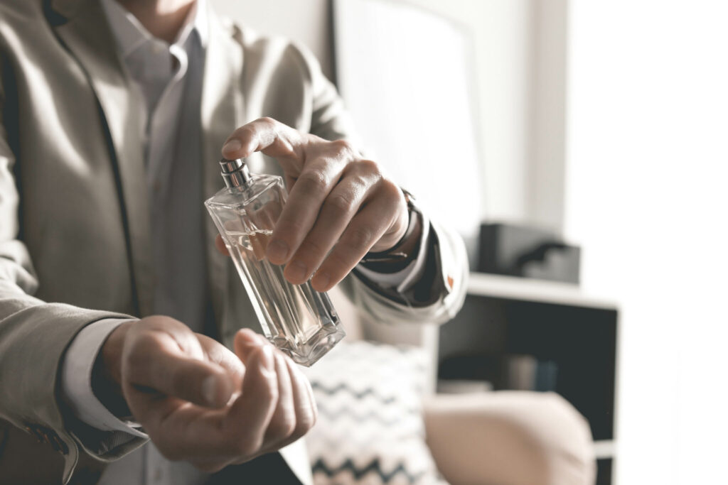 Lifehack: zo blijft je parfum de hele dag hangen
