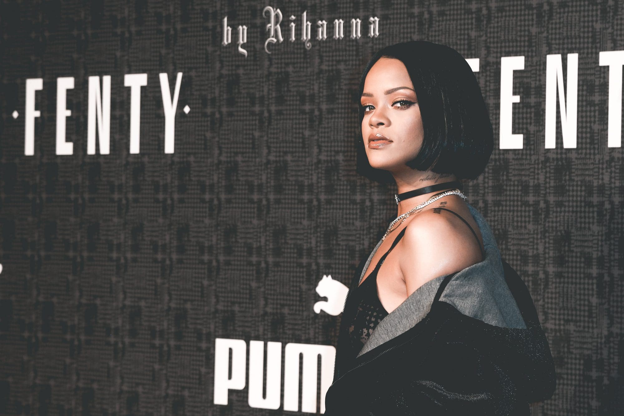 Rihanna dropt heerlijke fotocollectie als lingeriemodel