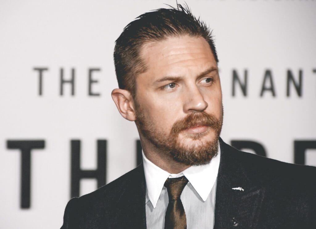 Tom Hardy schittert in officiele trailer Venom: Let There Be Carnage