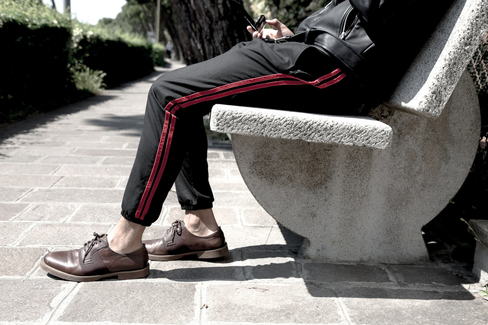 Hoe je de joggingbroek toch buitenshuis kan dragen