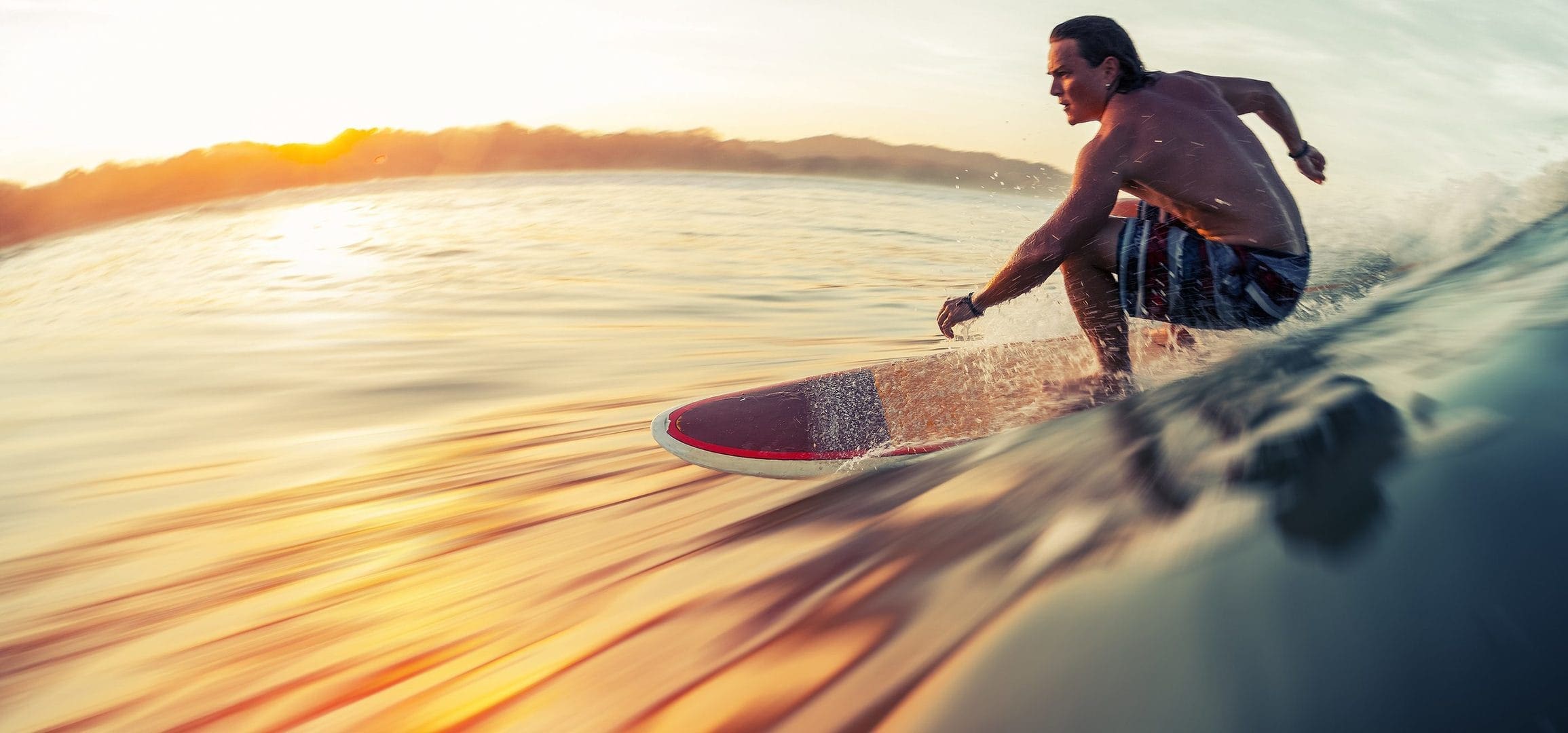Dream job alert surfen en de hele wereld rondreizen! MANIFY