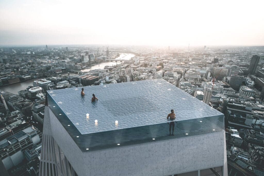 In dit infinitypool wil jij jouw zomerdagen slijten