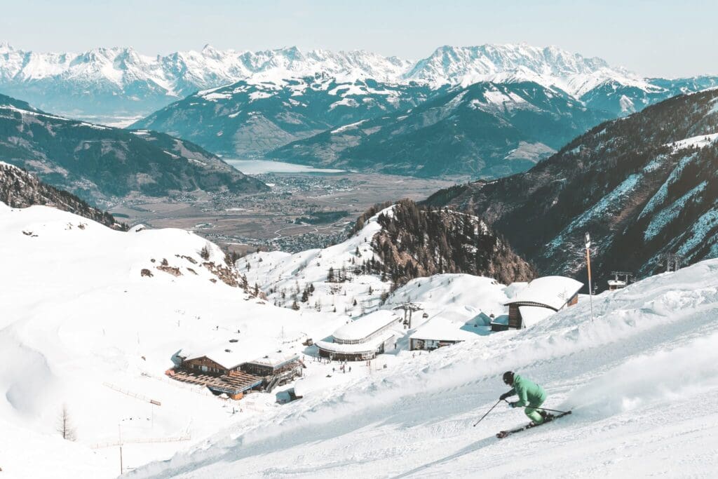 Cancel je plannen: goedkoop skien en apres-skien doe je hier