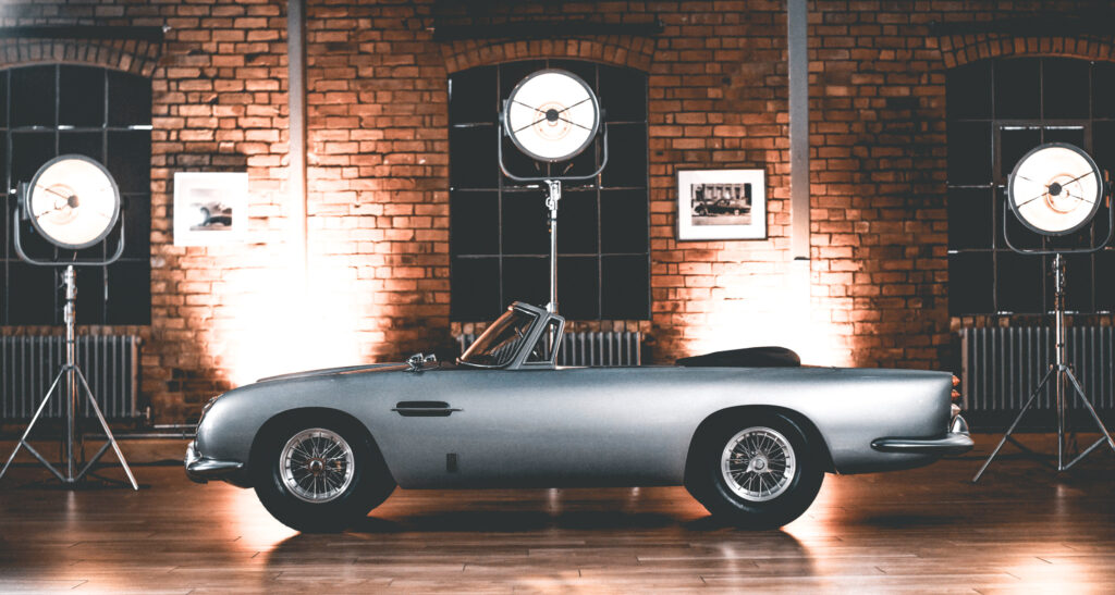 aston martin DB5