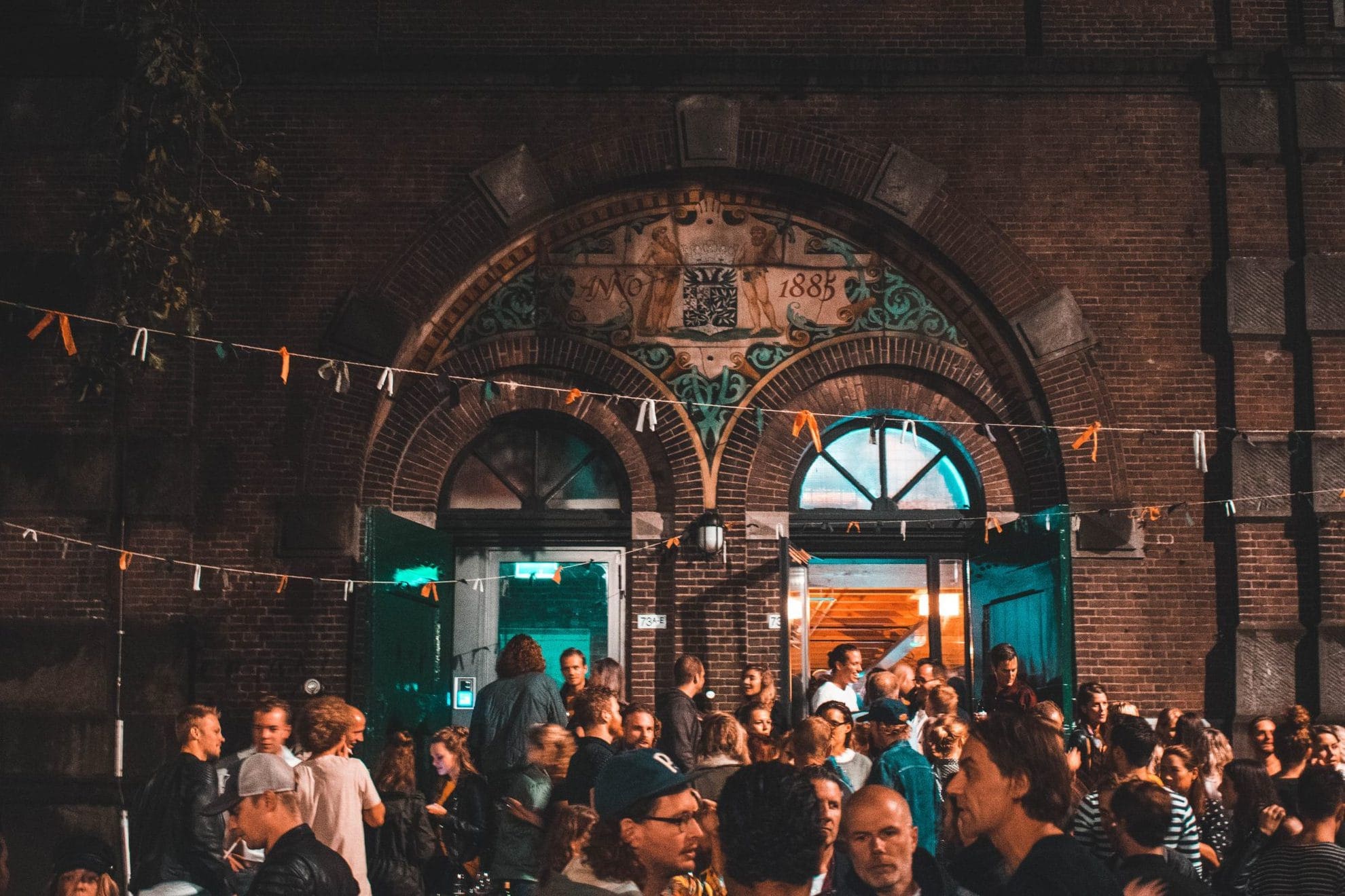 MANIFY: Out of office, Cafe Herman [29-09-2017]