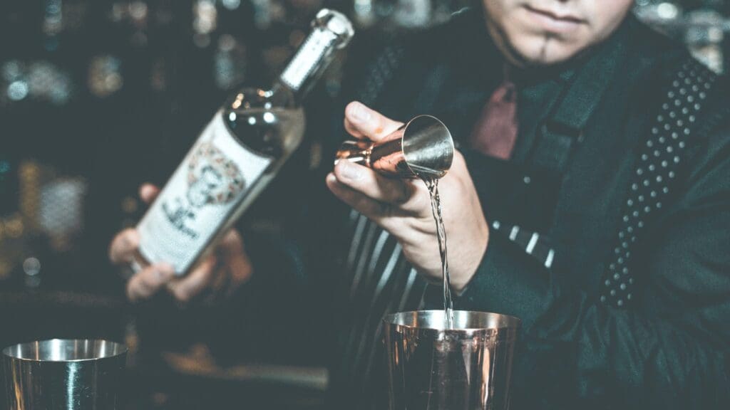 Zo word je thuis een barman met skills