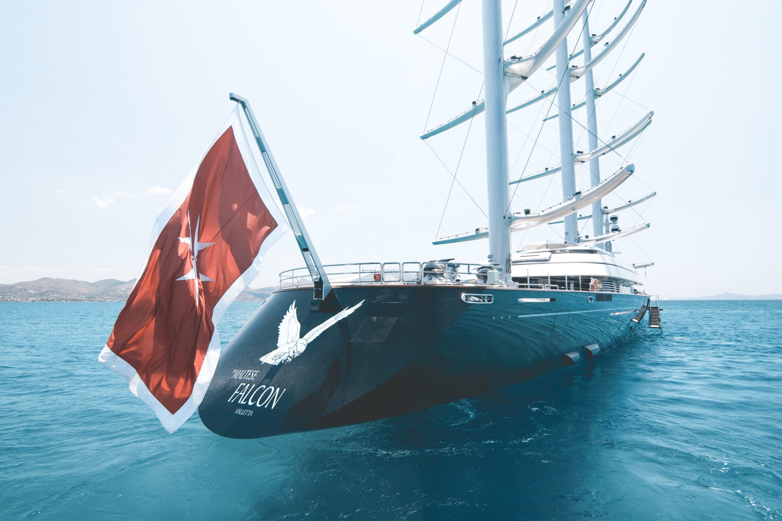 Jacht, Hyperluxe droomreis: naar de Malediven met superjacht Maltese Falcon