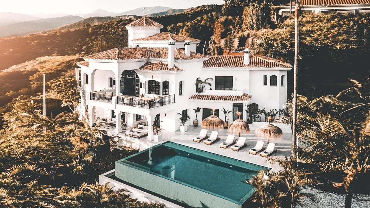 Het nieuwe huis van Jon Olsson is mooi, extreem mooi