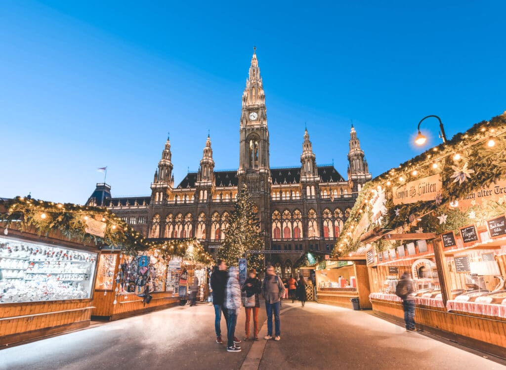 Vluchtgedrag: 5 kerststeden waar een man blij van wordt