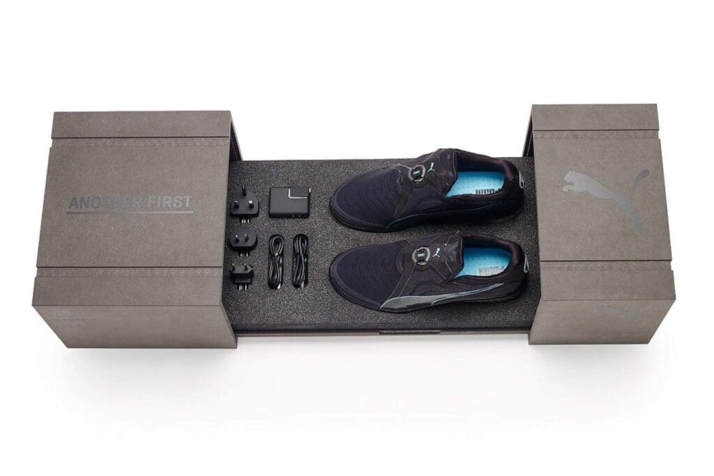 puma-autodisc-auto-lacing-system-02-1350×900