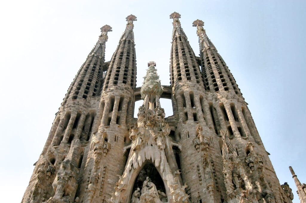 Zo ziet de Sagrada Familia eruit in 2026, als hij af is