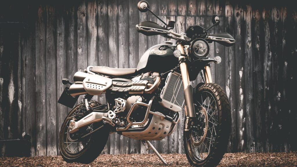 King of Cool: Triumph Scrambler 1200 is een ode aan Steve McQueen