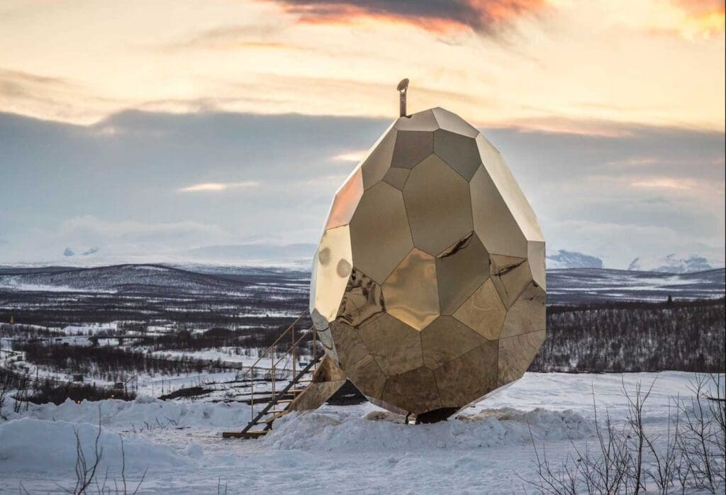 Deze Solar Egg Sauna wil je in je achtertuin hebben