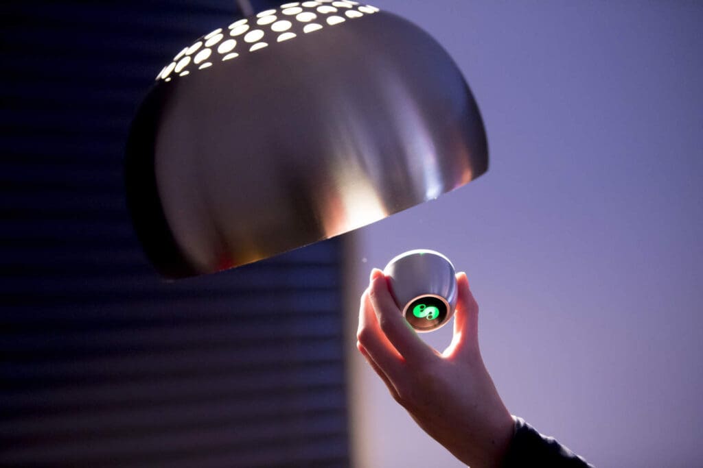spin-remote-smart-lighting-control