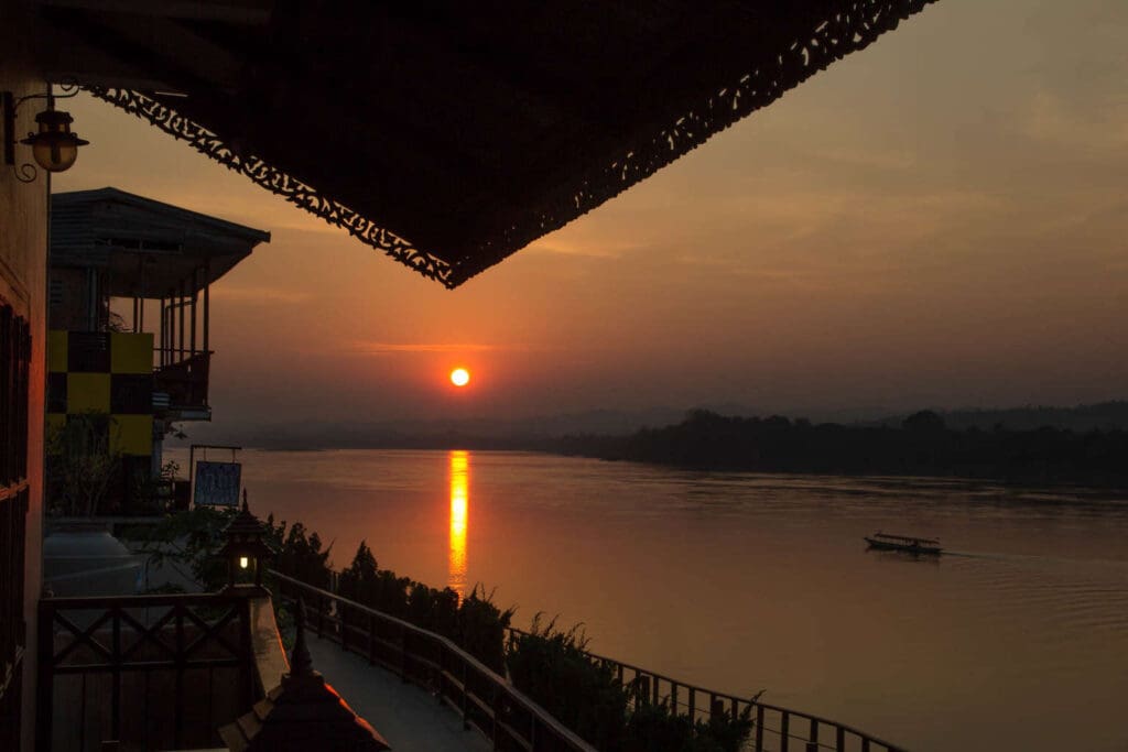 Old Chiang Khan Boutique Hotel