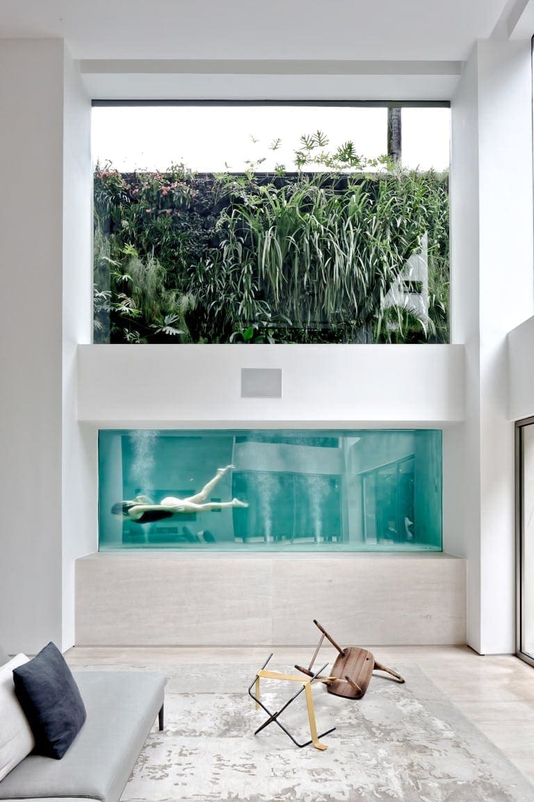zwembad in huiskamer