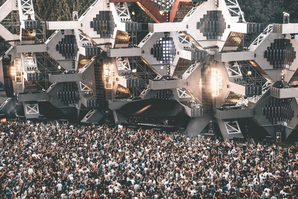 Dit wordt de snoeiharde technoweekender van Awakenings