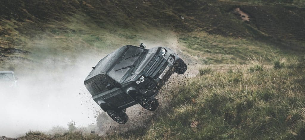 Ultieme Bond-stuntauto’s uit No Time To Die onder de hamer