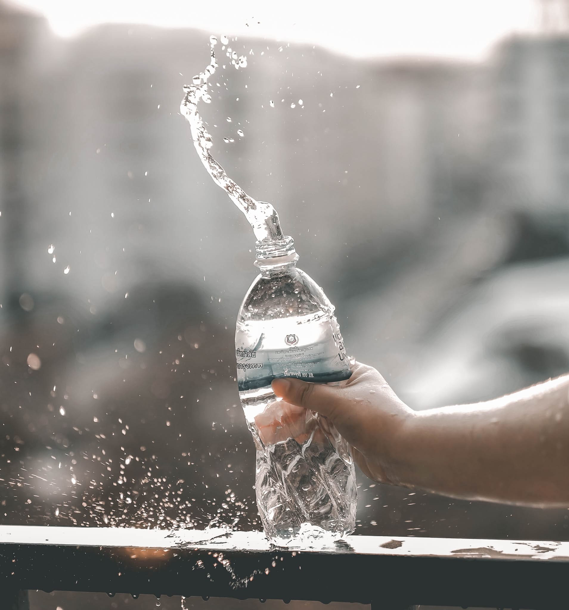 Water drinken bij warm weer hier lees je hoeveel je moet drinken