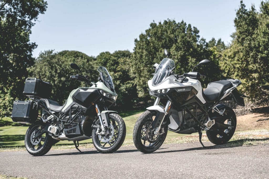 , Bucketlist-dingen: vlammen over de Etna met de all-road <strong>Zero DSR/X</strong>