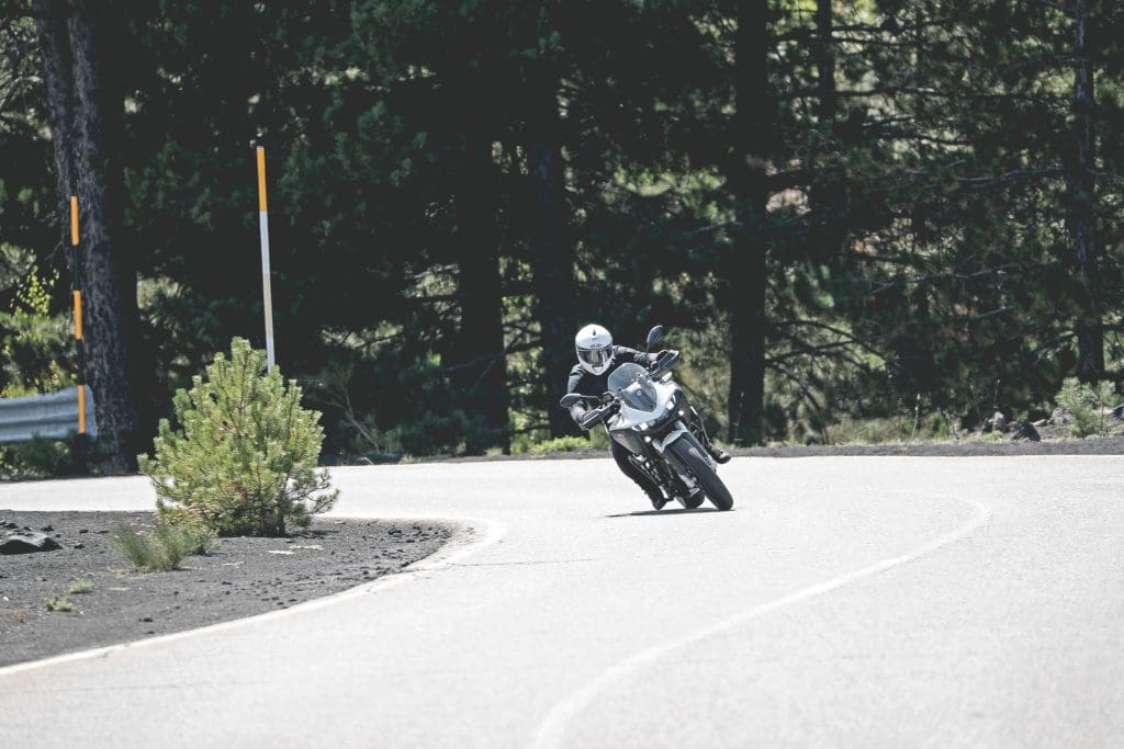 , Bucketlist-dingen: vlammen over de Etna met de all-road <strong>Zero DSR/X</strong>