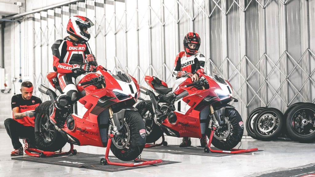 Panigale V4 R , Circuitmotor op straat: hier is de nieuwe <strong>Panigale V4 R</strong>