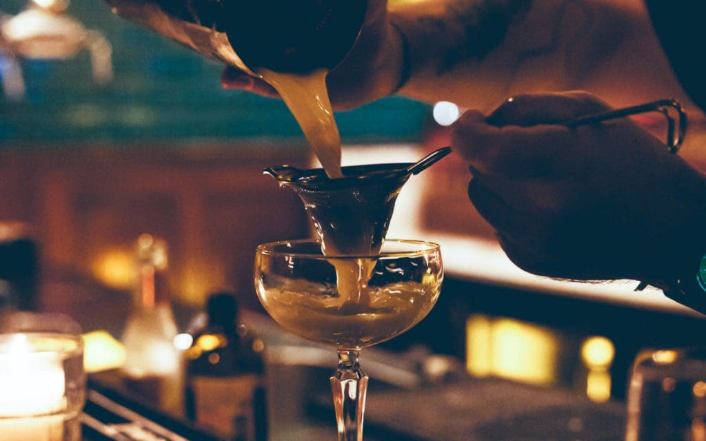 Whiskycocktail-pairing op niveau: Johnnie Walker opent pop-up-restaurant in Amsterdam