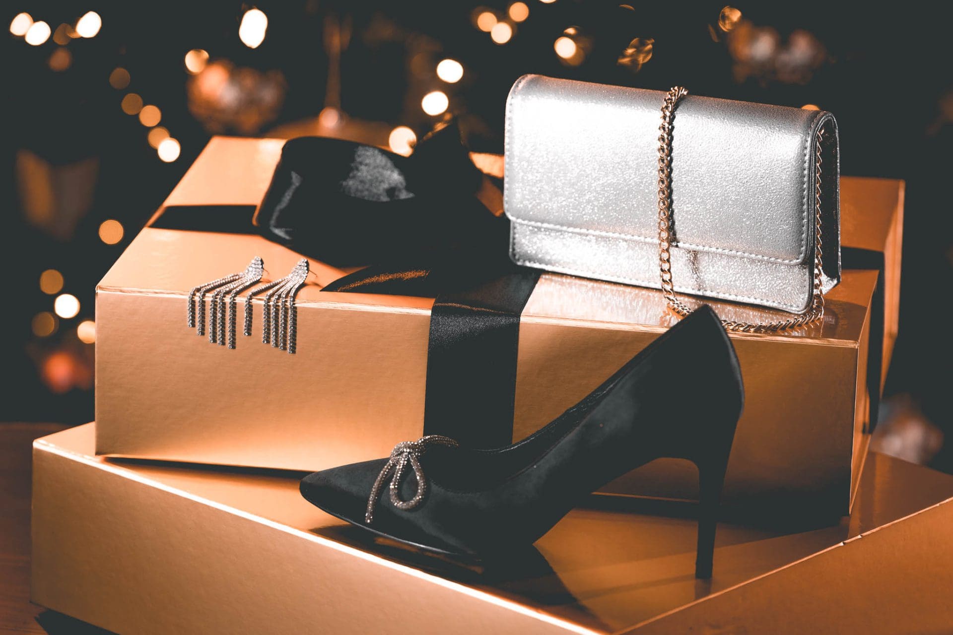, <strong>MANIFY</strong> Christmas Gift Guide