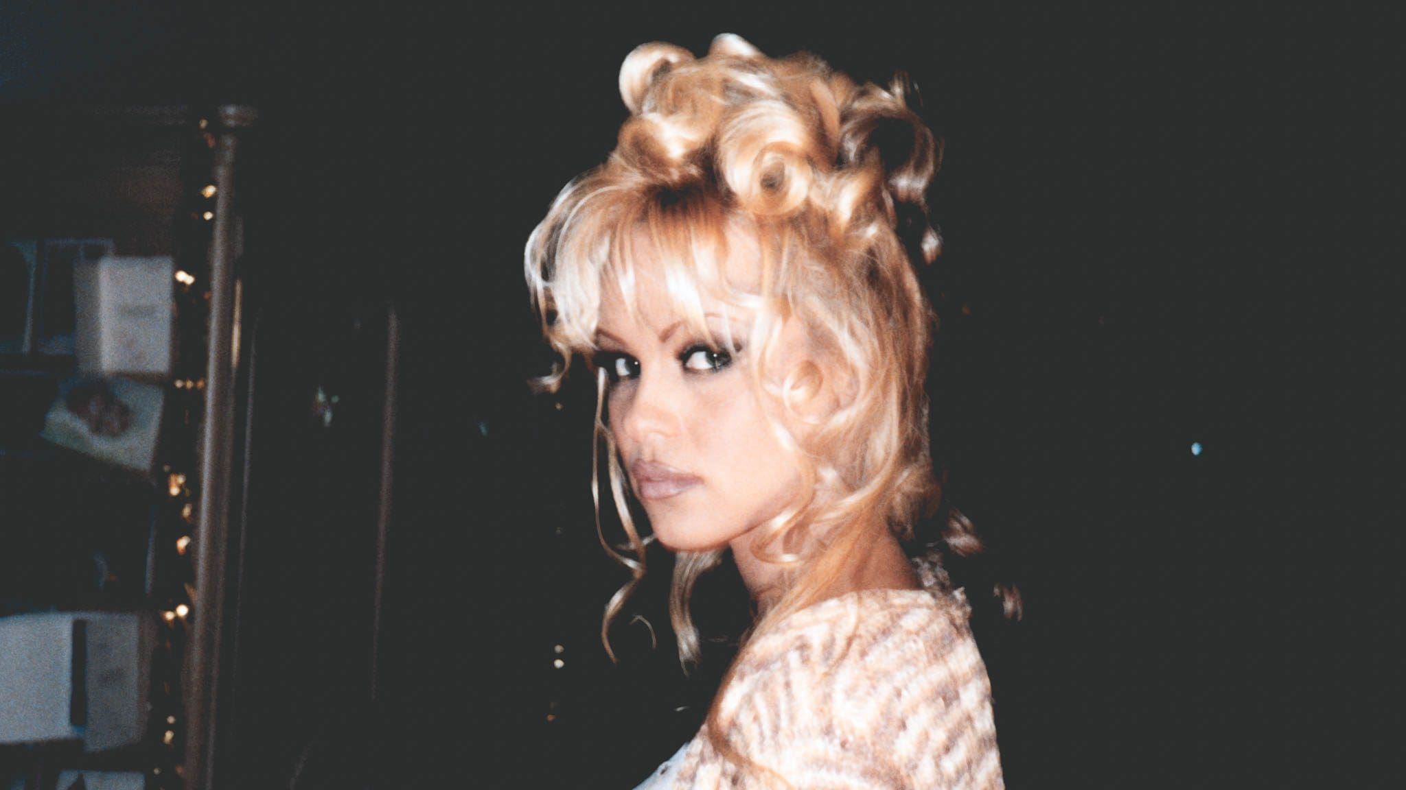 Netflix-docu vertelt alles over je jeugdcrush Pamela Anderson
