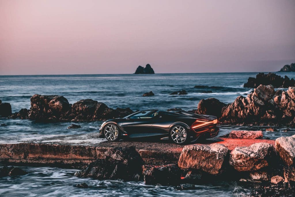 Fotoserie en video: Bugatti W16 Mistral aan de Cote d’Azur