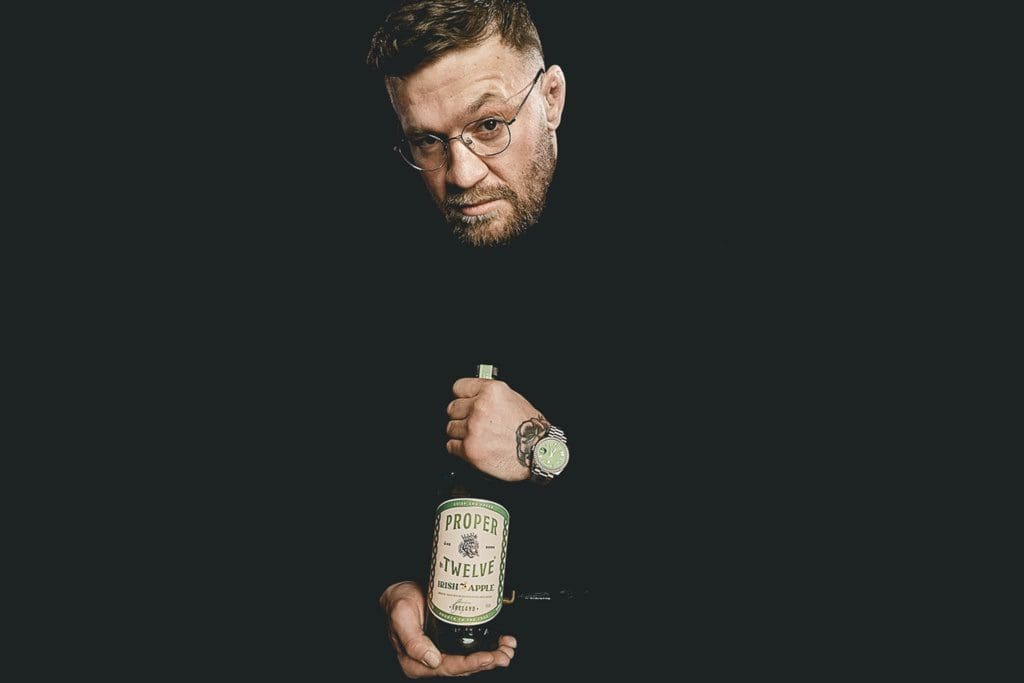 Conor McGregor goes full Steve Jobs voor nieuwe eigen apple whiskey