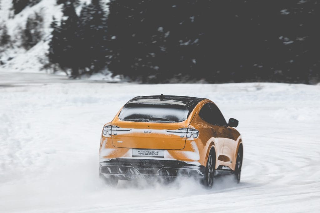 , Ice drifting in de Alpen met de <strong>Mustang Mach-E GT</strong>