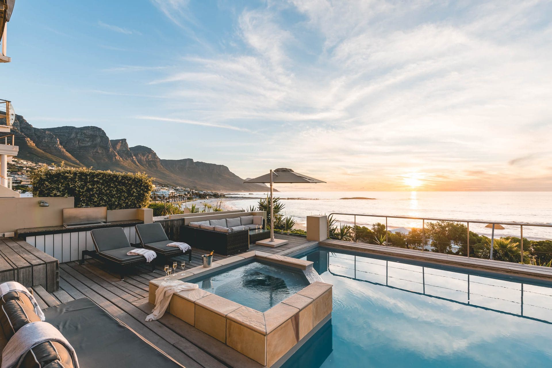 Kaapstad, <strong>Airbnb Finds:</strong> luxe droomvilla in Kaapstad aan het strand