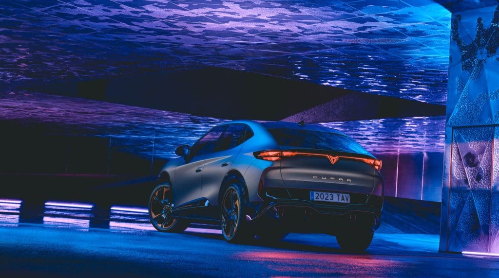 Cadeautje CUPRA tijdens Formula-E weekend: de nieuwe Tavascan
