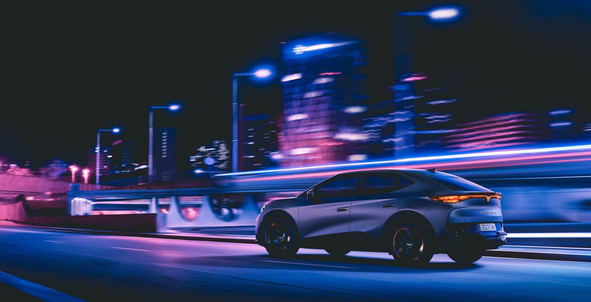 Tavascan, Cadeautje CUPRA tijdens Formula-E weekend: <strong>de nieuwe Tavascan</strong>