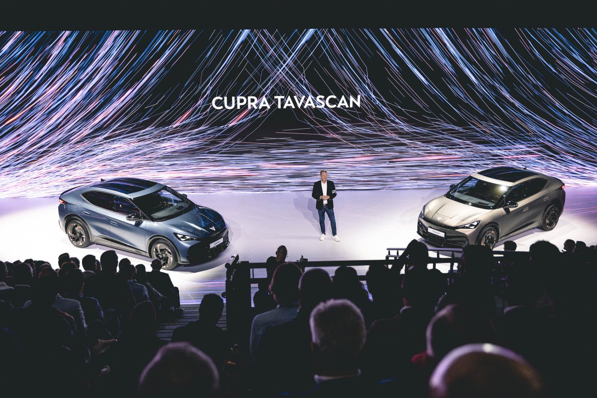 Tavascan, Cadeautje CUPRA tijdens Formula-E weekend: <strong>de nieuwe Tavascan</strong>
