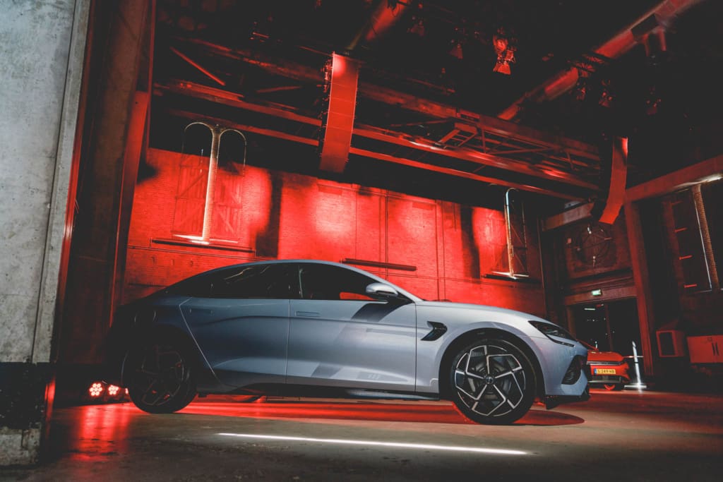 BYD introduceert zichzelf met glans in Nederland